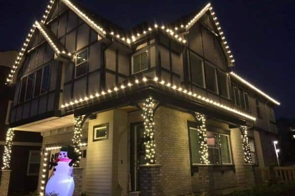 Residential Christmas Lighting Service Company Near Me in Bellevue WA 004