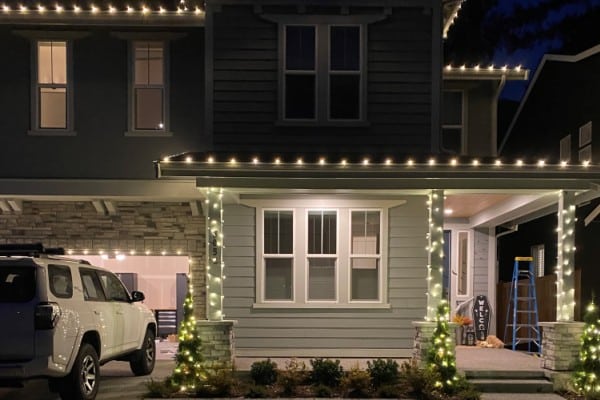 Residential Christmas Lighting Service Company Near Me in Bellevue WA 005