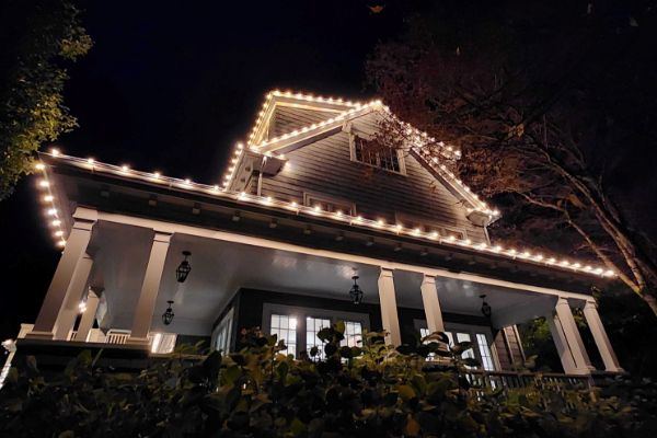 Residential Christmas Lighting Service Company Near Me in Bellevue WA 16